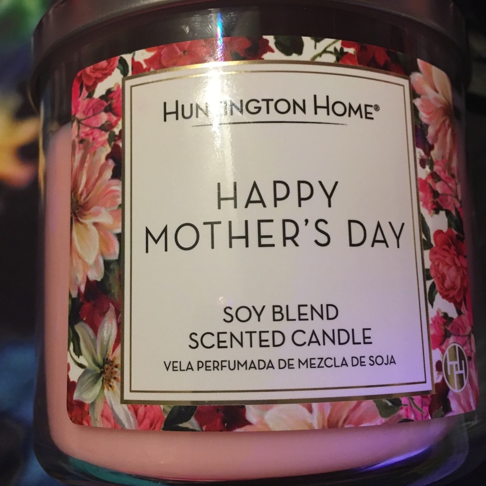 Huntington Home candle